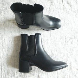 Jeffrey Campbell Womens 9 / EU 40 Black Rubber Rain Boots Block Heel Classic.